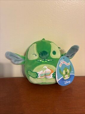 Original Squishmallows Disney Stitch - Key Lime Pie